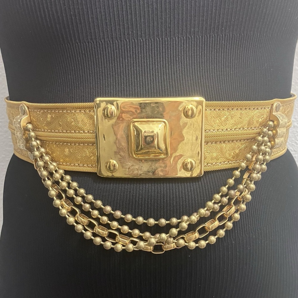 Streets Ahead Belt Vtg Gold Tone Floral Emboss Leather Chains Antiqued 27-29"